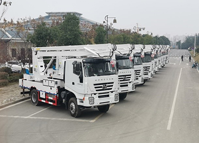 شاحنة نقل البضائع, 4×4 Euro III Cargo Truck (Kingkan)