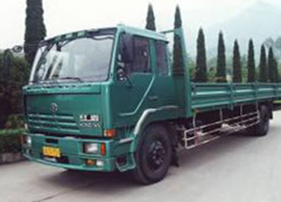 شاحنة نقل البضائع 4×2